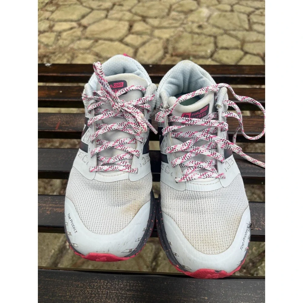 New Balance Trail Shoes Womens Size 6 Gray Pink FuelCell Nitrel V5‎ All Terrain